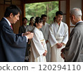 Couple having a Shinto wedding ceremony 120294110