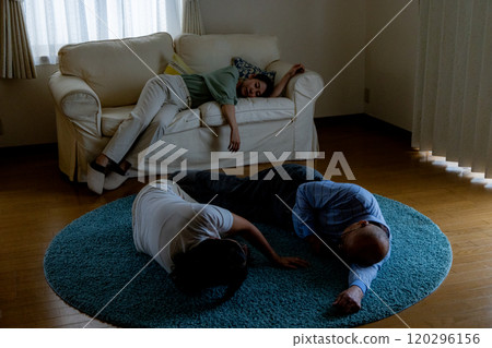 Family suicide 120296156