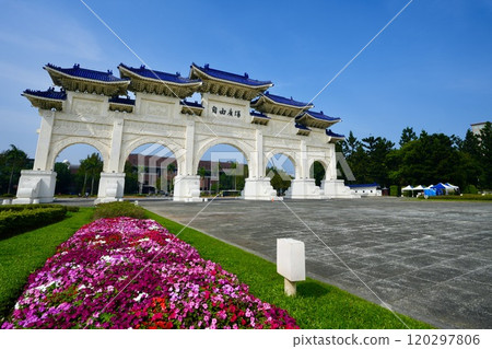 National Chiang Kai-shek Memorial Hall/Freedom Square Tower (Taipei City, Taiwan) 120297806