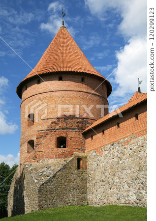 Tower of the Trakai Castle near Vilnius Tower of the Trakai Castle near Vilnius 120299123