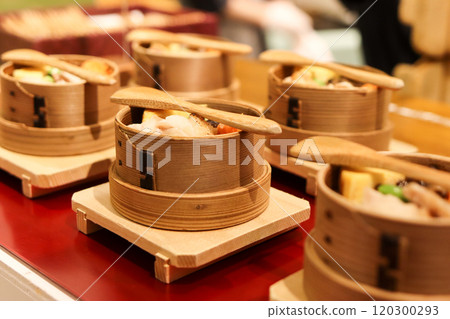 A lot of bento 120300293