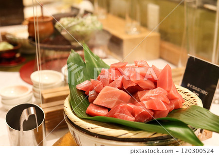 Mountain of tuna Mountain of tuna 120300524