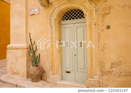Typical maltese house entrance in Birgu, Malta 120303147