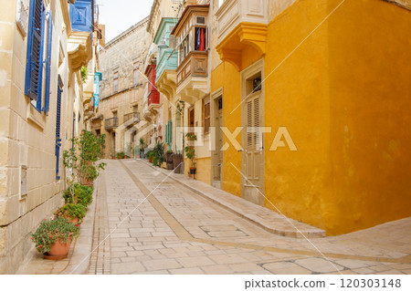 Typical maltese street in Birgu old town on Malta 120303148