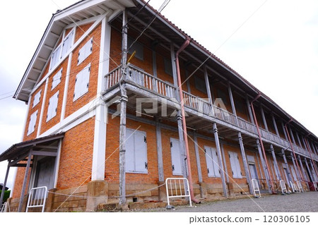 Tomioka Silk Mill East Cocoon Warehouse Important Cultural Property National Treasure 120306105