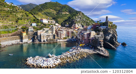 Italy, Cinque terre  national park in Liguria.  traditional fishing village  Vernazza. 120312804