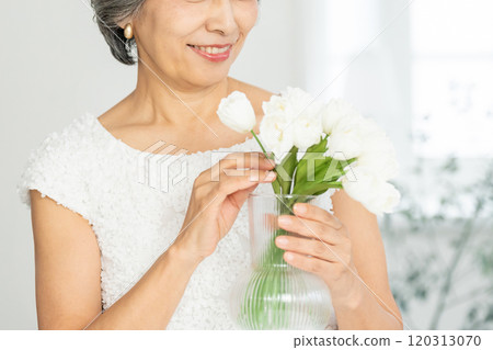 資深婦女插花 120313070