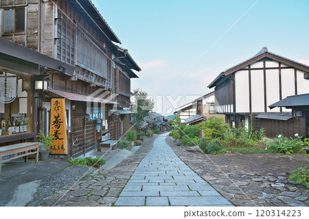 [馬籠宿] 岐阜縣中津川市馬籠 120314223