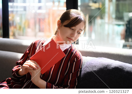 indoor portrait of a woman 120321327