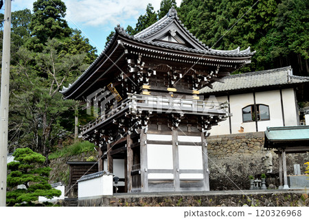 Temple No. 42: Ichi-ka-san Birushana-in Butsukoku-ji Temple (Niomon Gate) [Uwajima City, Ehime Prefecture] 120326968