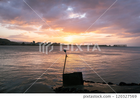 台灣淡水美麗的日落 台灣淡水美麗的日落 120327569