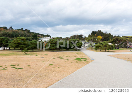 Scenery around Matsushima Coast, wide view, autumn air, Matsushima Town, Miyagi County, Miyagi Prefecture 120328933