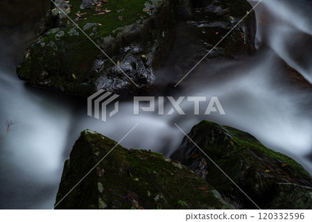 美麗的峽谷 美麗的峽谷 120332596