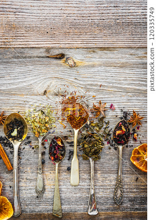 dry teas on wooden background 120335749