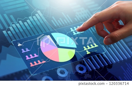 市場研究和行銷分析的形象。來自客戶調查的統計數據。觸控圓餅圖或長條圖。 120336714