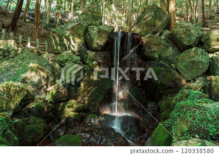 Izumo Taisha Shrine: Mikage Falls 120338580