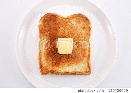 Delicious toast 120339029