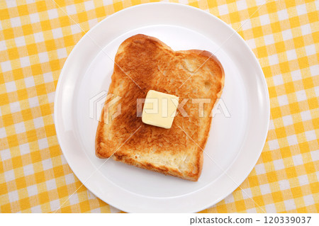 Delicious toast 120339037