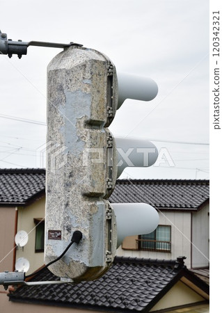 traffic lights  120342321