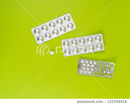 Pill Blister on Color Background, Silver Medicine Capsule Package, Drugs Packaging, Pill Pack 120344416