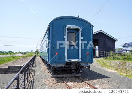 SuHaFu 42 507 (passenger car) - Horoni Railway Memorial Park SuHaFu 42 507 (passenger car) - Horoni Railway Memorial Park 120345731