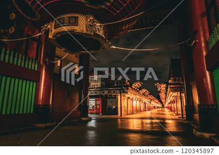 Night view of Sensoji Temple in Tokyo 120345897