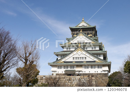 The osaka castle in the big castle and most famous in osaka japan The osaka castle in the big castle and most famous in osaka japan 120346078