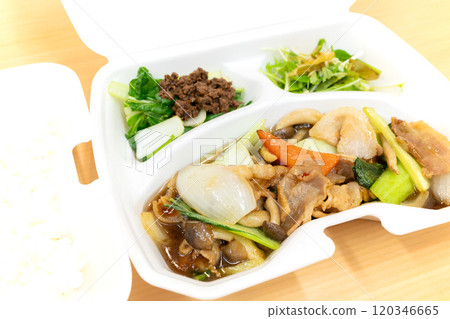 Delicious stir-fried pork belly with oyster sauce Delicious stir-fried pork belly with oyster sauce 120346665