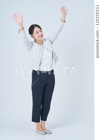 歡呼的女商人 歡呼的女商人 120350151