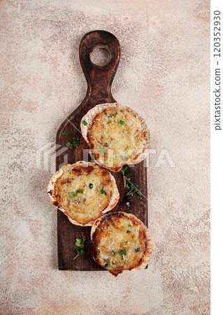 scallop shells, stuffed, baked with cheese, in the oven, julienne with scallops, scallop shells, stuffed, baked with cheese, in the oven, julienne with scallops, 120352930