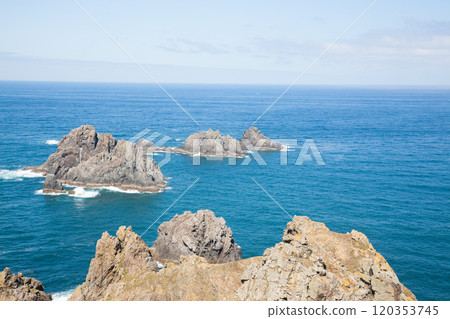 Cape Ortegal sea stacks landscape, Galicia, Spain Cape Ortegal sea stacks landscape, Galicia, Spain 120353745