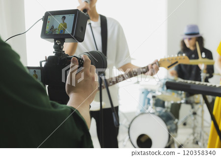 Band Live Band Live 120358340