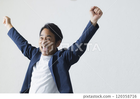 Energetic middle-aged man 120358716