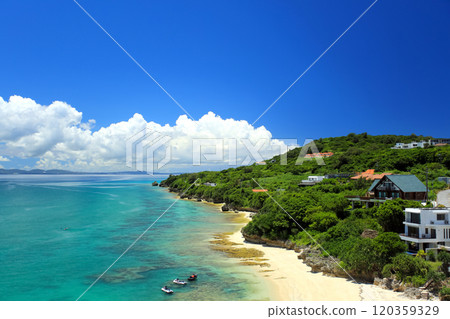 The beautiful sea of Sesoko Island, Okinawa The beautiful sea of Sesoko Island, Okinawa 120359329