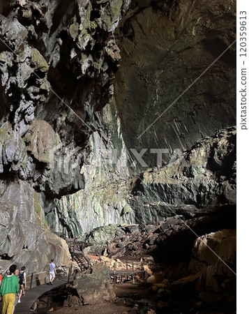 DEER Cave - Show cave tour at Gunung Mulu National Park DEER Cave - Show cave tour at Gunung Mulu National Park 120359613