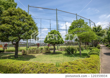 神奈川縣橫濱市金澤區富岡西富岡西公園 120359934