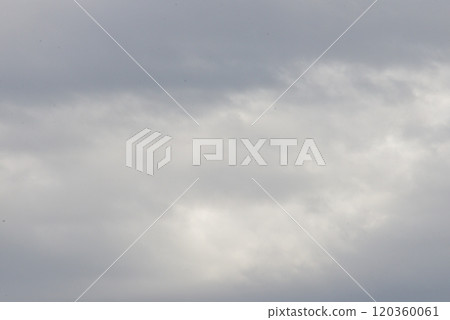 多雲的天空 多雲的天空 120360061