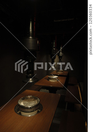 Charcoal grilled yakiniku restaurant 120360334