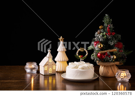 Christmas cake 120360578