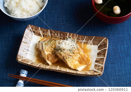 Simmered mackerel with mackerel 120360911
