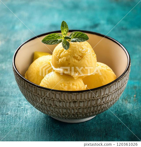 Pineapple sorbet 120361026