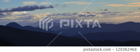 Mountain ranges seen from Mount Robert, New Zealand. Mountain ranges seen from Mount Robert, New Zealand. 120362468