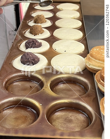 wheel cake wheel cake 120362748