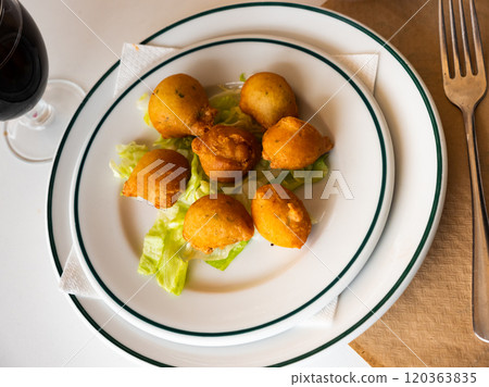 Cod fritters. Bunoles de bacalao Cod fritters. Bunoles de bacalao 120363835