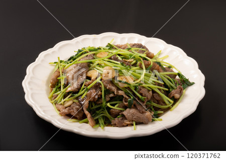 蒜炒豆芽牛肉 120371762