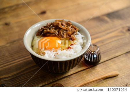 同名蘑菇蛋炒飯 120371954