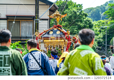 [神奈川縣] 八雲神社一年一度的祭典在鎌倉極樂寺舉行 120372514