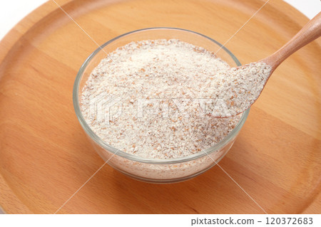 Whole wheat image 120372683