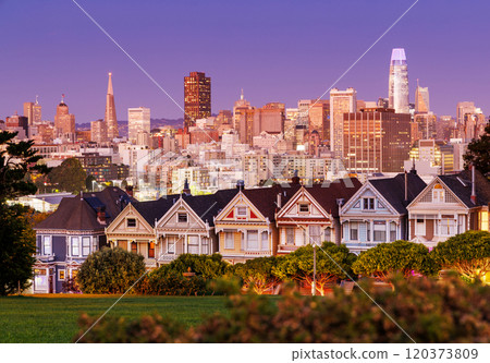 Vibrant sunset view of the Painted Ladies in San Francisco 120373809