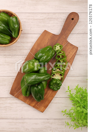 green pepper green pepper 120376178